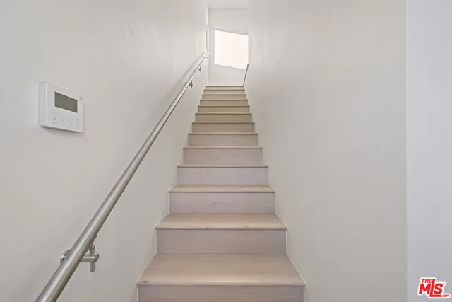 $1,299,000 | 17443 Valerio Street, Van Nuys, CA 91406