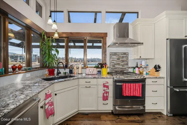 $3,200,000 | 544 South Stewart Court, Coeur D'Alene, ID 83814