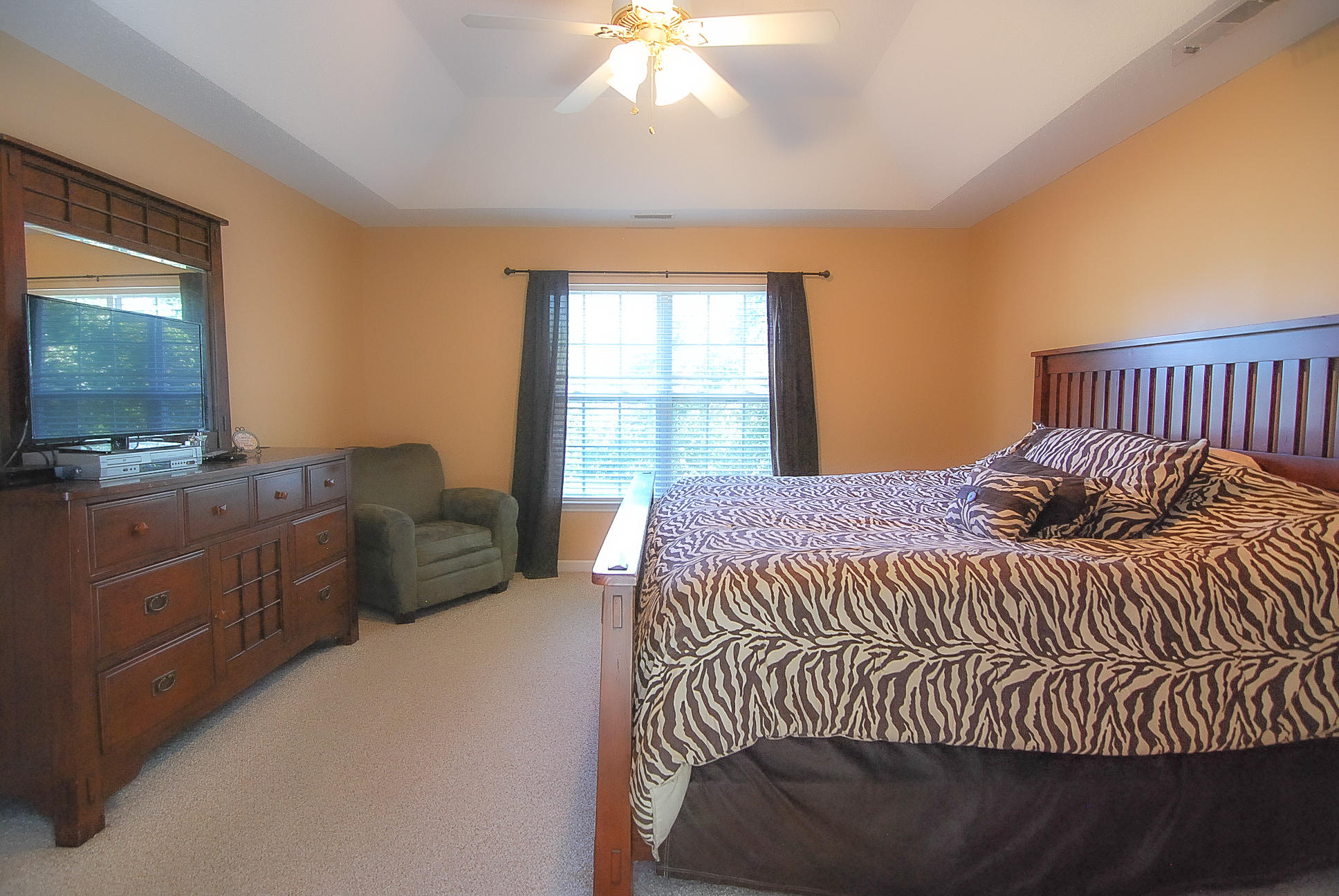 1318 Lantern Road Summerville, SC 29486 - Photo 11 of 26 DSC_0505