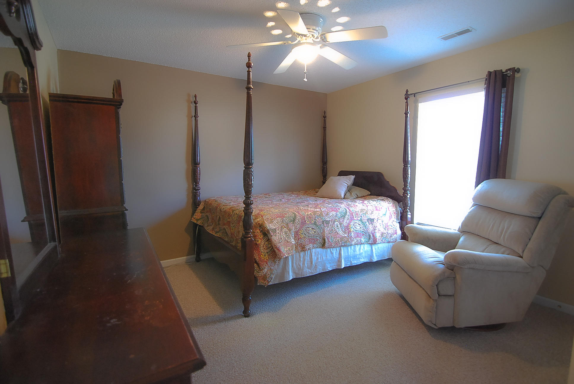 1318 Lantern Road Summerville, SC 29486 - Photo 17 of 26 DSC_0524
