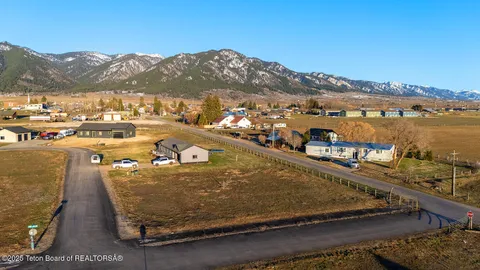 $83,000 | Lot 13 Little Greys Loop, Etna, WY 83118