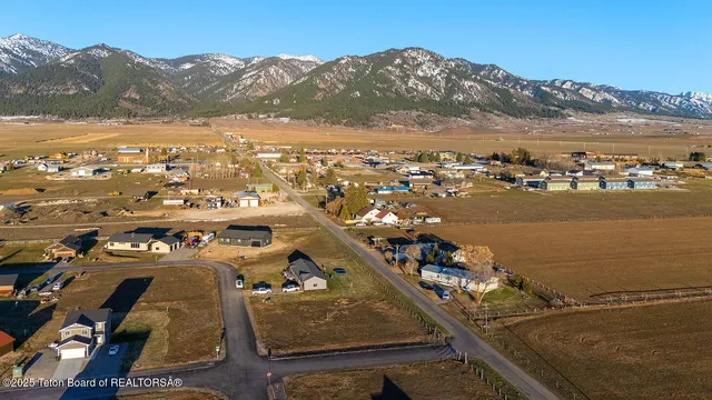 $83,000 | Lot 13 Little Greys Loop, Etna, WY 83118