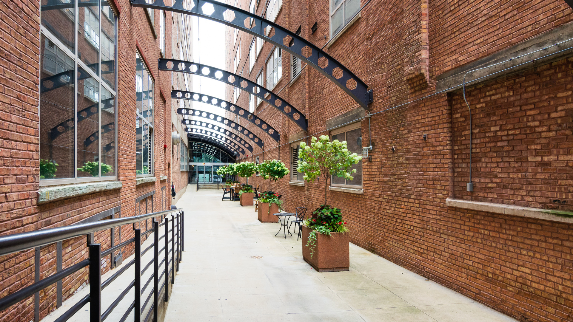 500 South Clinton Street, Unit 617 Chicago, IL 60607 - Photo 2 of 15