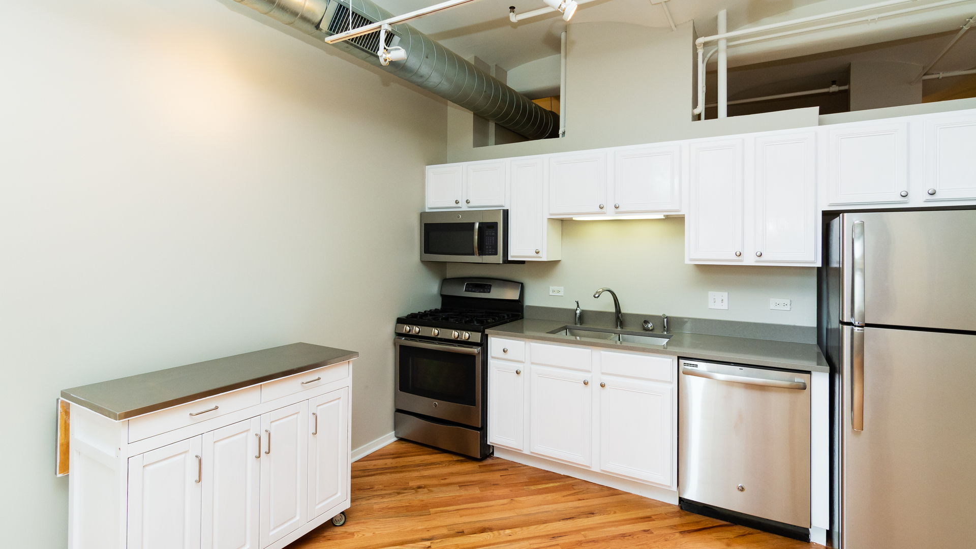 500 South Clinton Street, Unit 617 Chicago, IL 60607 - Photo 4 of 15