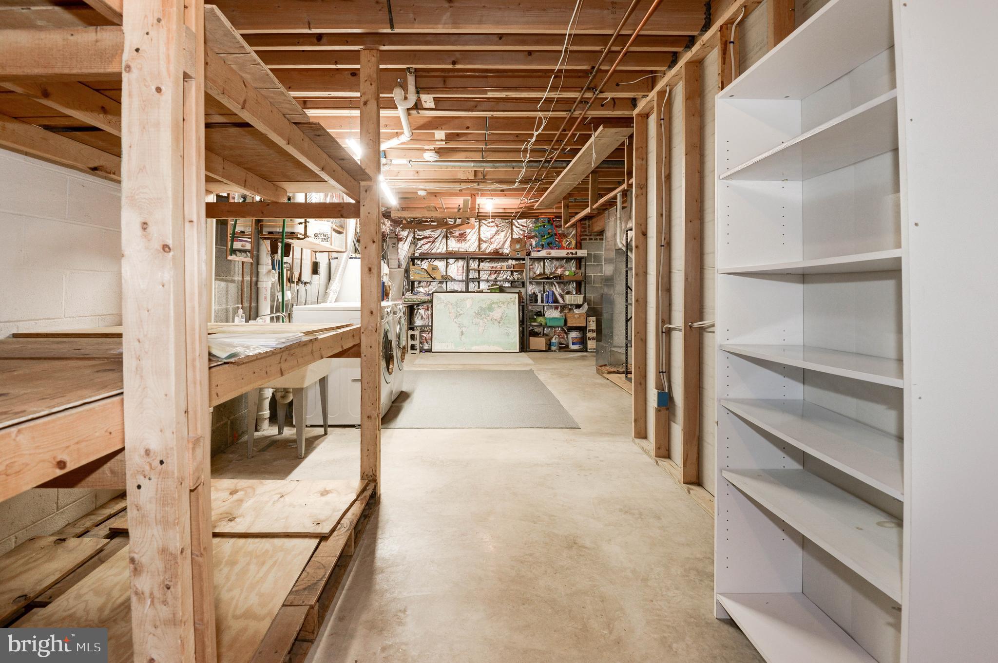 1619 Summit Drive Haymarket, VA 20169 - Photo 36 of 62 Lower Level - plenty of storage