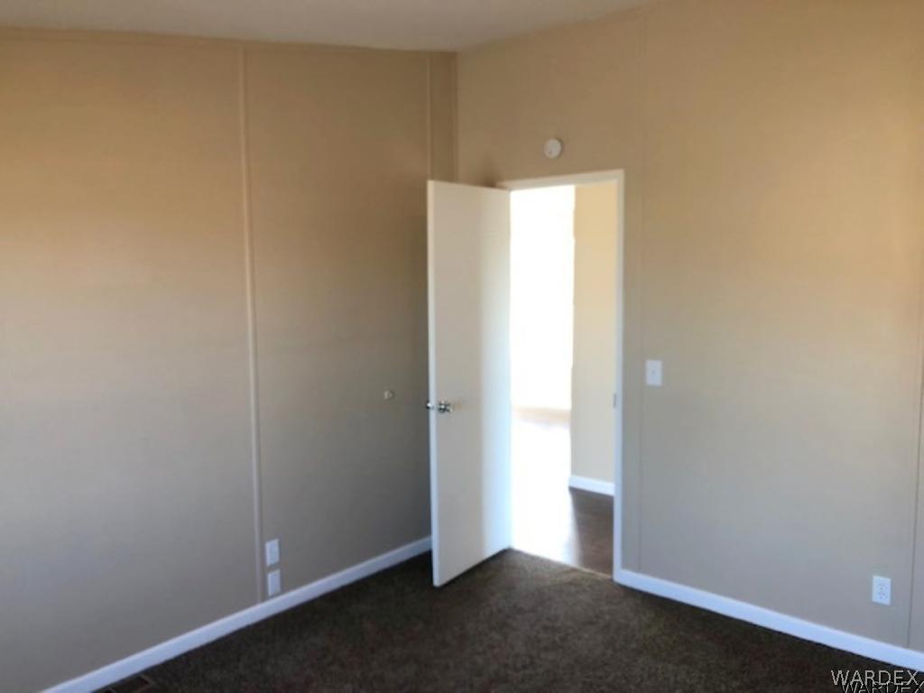 3158 West Malibu Road, Unit 3 Golden Valley, AZ 86413 - Photo 11 of 30 Other side of bedroom 1