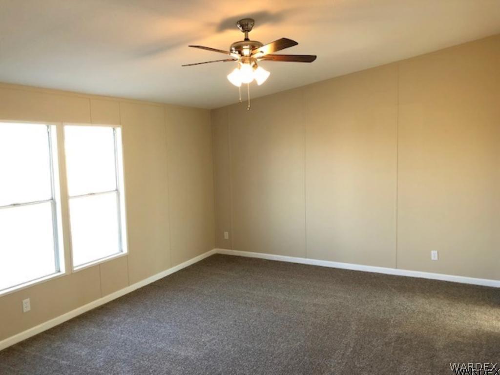 3158 West Malibu Road, Unit 3 Golden Valley, AZ 86413 - Photo 17 of 30 Master bedroom
