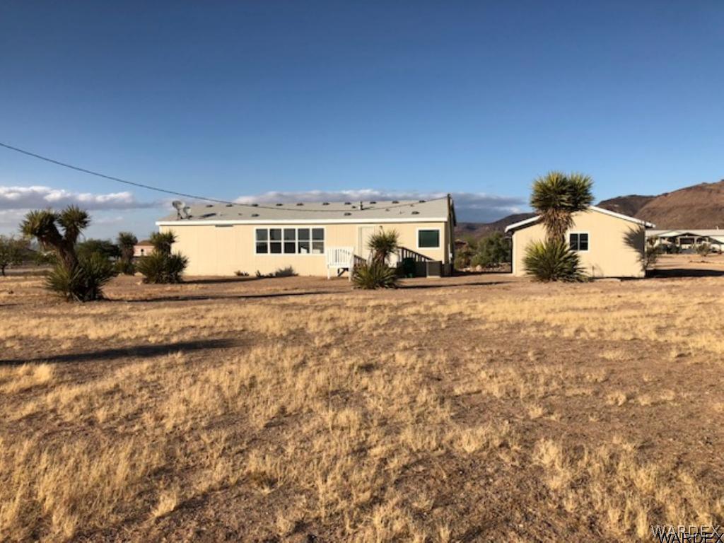 3158 West Malibu Road, Unit 3 Golden Valley, AZ 86413 - Photo 28 of 30 Back yard