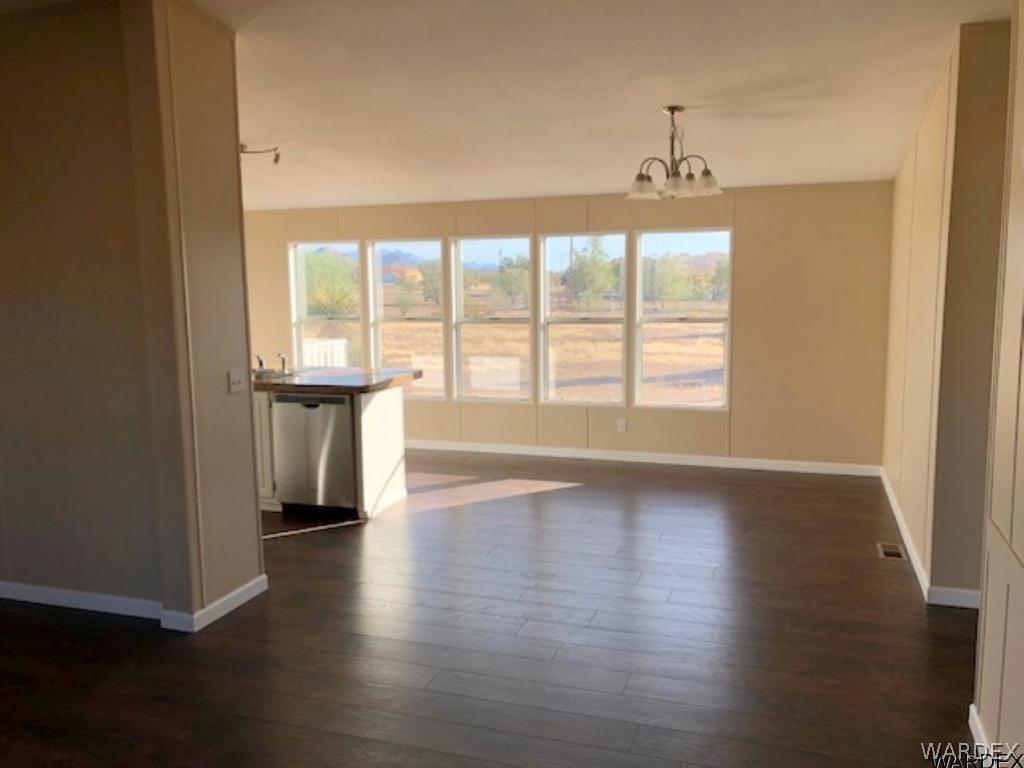 3158 West Malibu Road, Unit 3 Golden Valley, AZ 86413 - Photo 8 of 30 From Living to Dining Area