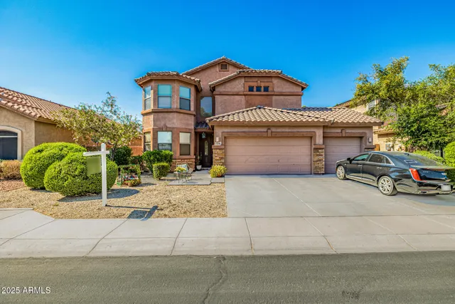 $575,000 | 7246 West Monte Cristo Avenue, Peoria, AZ 85382
