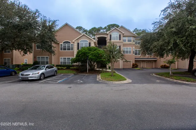 $1,875 | 13810 Sutton Park Drive North, Unit 1120, Jacksonville, FL 32224