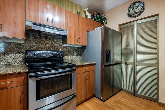 $2,800 | 19601 East Country Club Drive, Unit 7102, Aventura, FL 33180