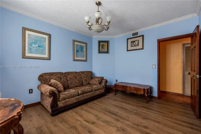 $2,800 | 19601 East Country Club Drive, Unit 7102, Aventura, FL 33180