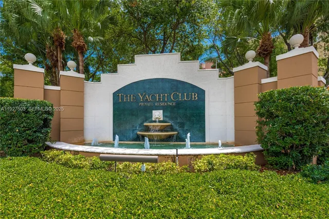 $2,800 | 19601 East Country Club Drive, Unit 7102, Aventura, FL 33180