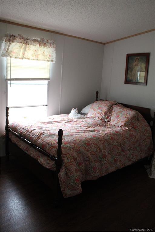 482 Chief Thomas Road Harmony, NC 28634 - Photo 10 of 21 Gallery Image 10