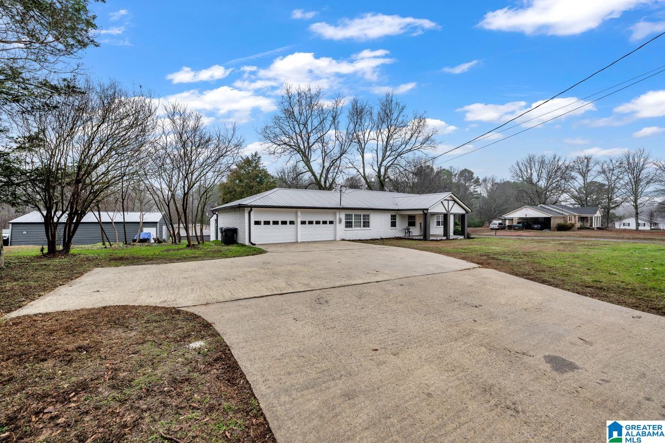 9718 Corner School Road Warrior, AL 35180 - Photo 1 of 18