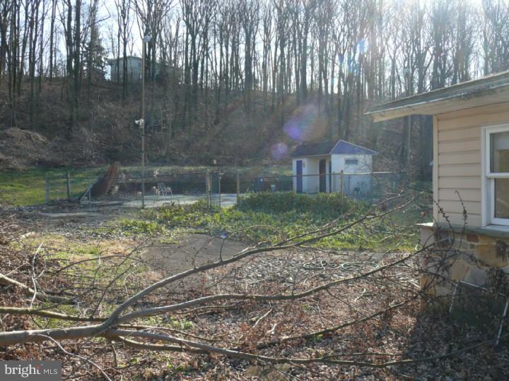 2146 Georgia Road Temple, PA 19560 - Photo 2 of 4
