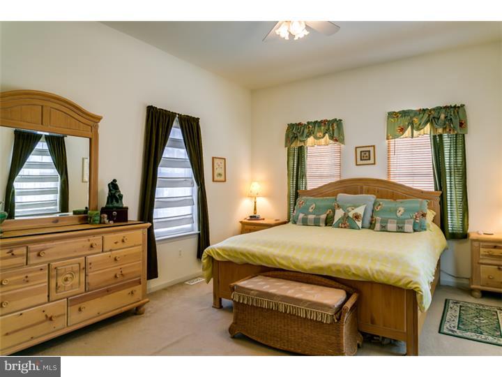 313 Main Street Delran, NJ 08075 - Photo 12 of 21 Master Bedroom