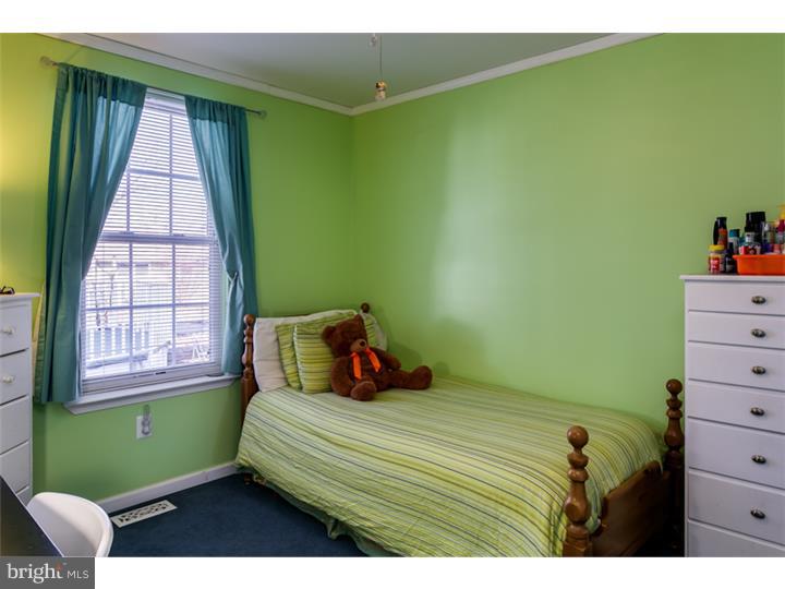 313 Main Street Delran, NJ 08075 - Photo 14 of 21 Bedroom 2