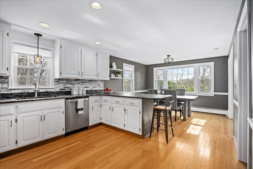 5 Flagg Road Southborough, MA 01772 - Photo 9 of 42 Gallery Image 9