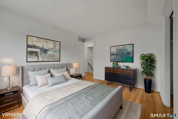 $1,995 | 24 North Main Street, Unit 2, East Hampton, CT 06424