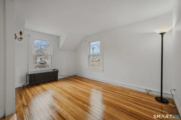 $1,995 | 24 North Main Street, Unit 2, East Hampton, CT 06424