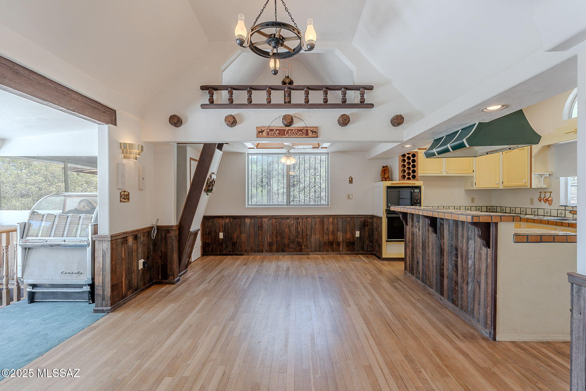 9865 North Willow Loop Tucson, AZ 85739 - Photo 11 of 50 Little loft area