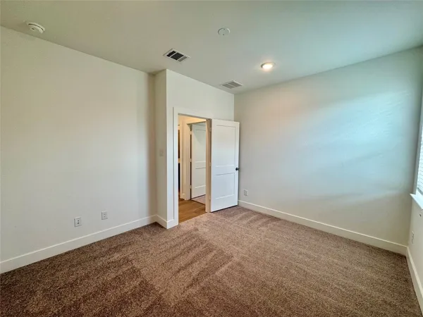 $2,600 | 1210 Shaded Rock Drive, Missouri City, TX 77459