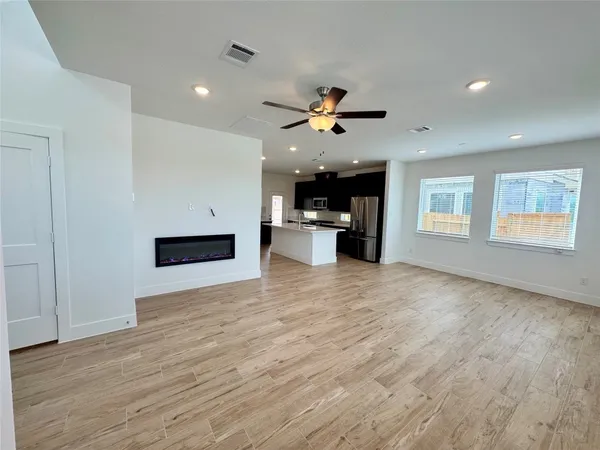 $2,600 | 1210 Shaded Rock Drive, Missouri City, TX 77459