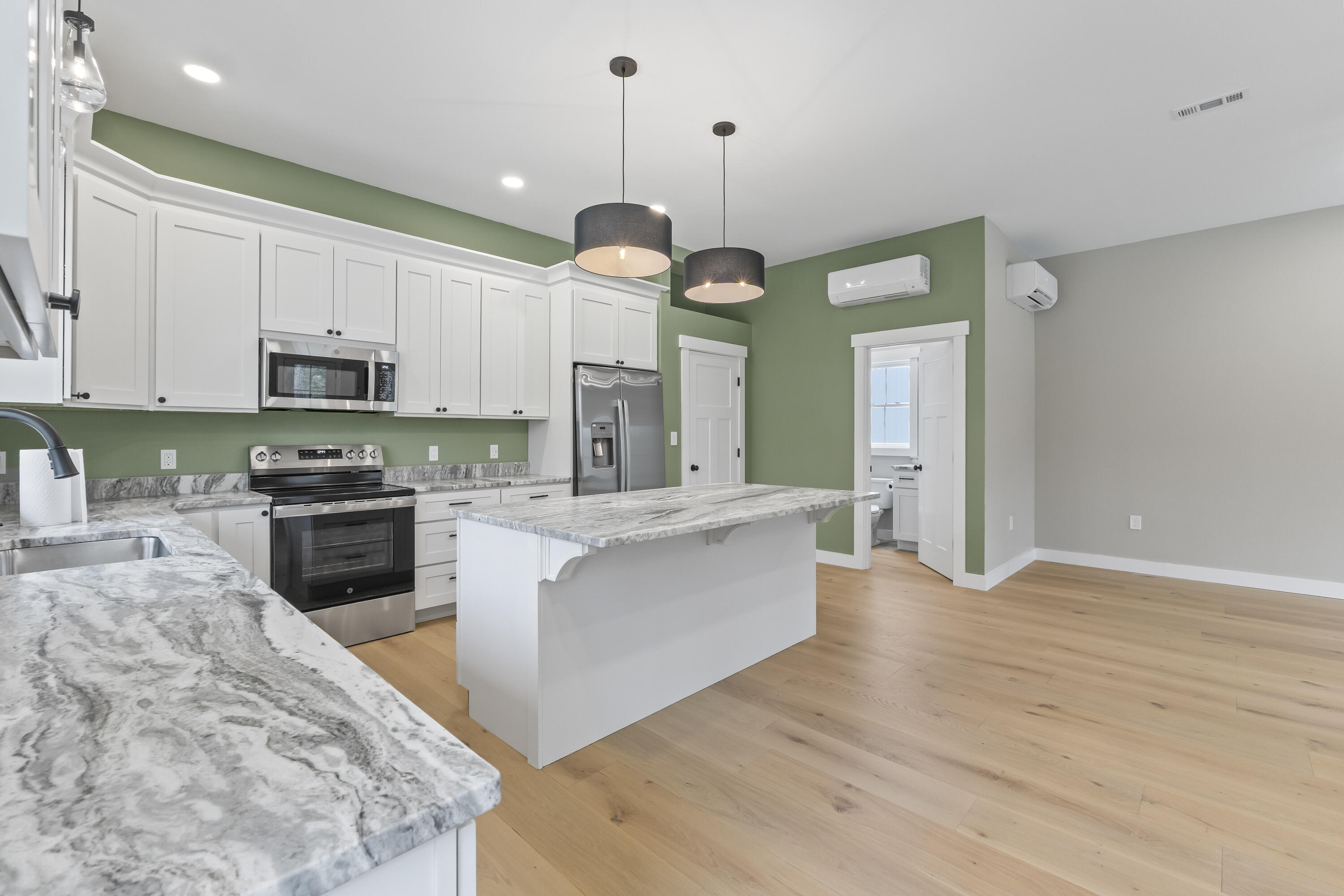 466 Lebanon Road North Berwick, ME 03906 - Photo 15 of 63 466 Lebanon Rd_114
