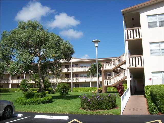 190 Brighton East, Unit 1900 Boca Raton, FL 33434 - Photo 1 of 6 Primary Photo
