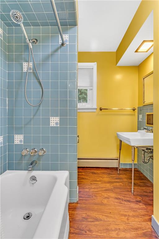 156 McIntyre Road Pittsburgh, PA 15237 - Photo 14 of 23 Full Bathroom on the main level.