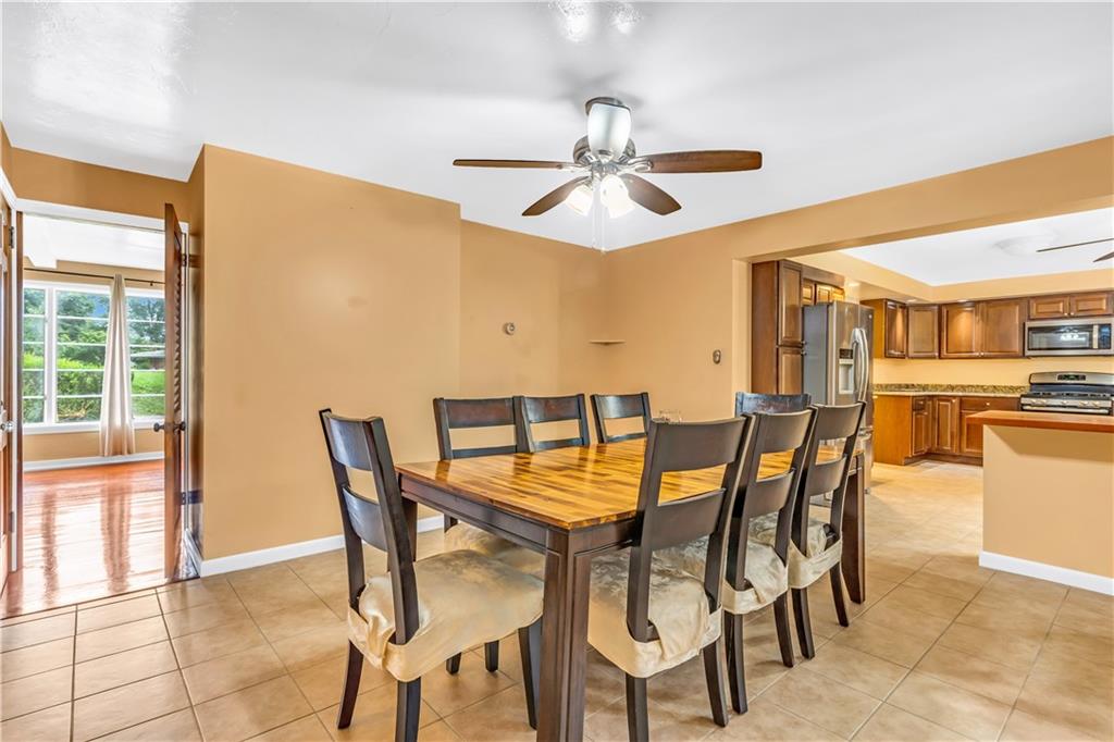 156 McIntyre Road Pittsburgh, PA 15237 - Photo 4 of 23 Newly updated spacious dining room.