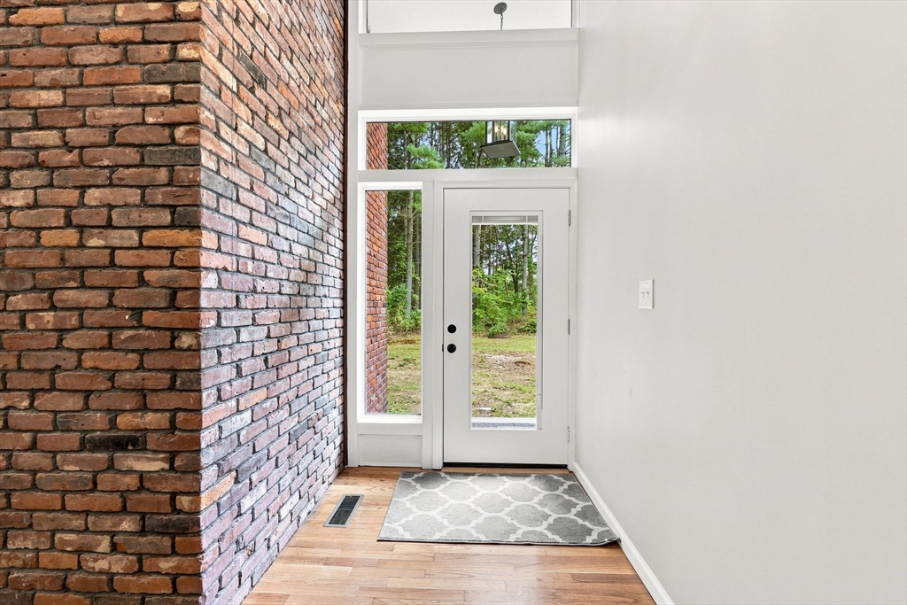 18 Munn Road Monson, MA 01057 - Photo 4 of 42 Gallery Image 4