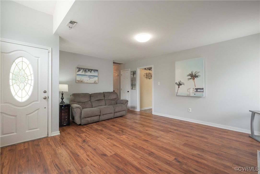 3124 Gregwood Road Midlothian, VA 23112 - Photo 7 of 31 Gallery Image 7
