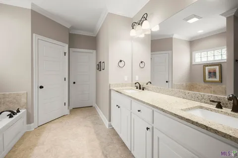 $330,000 | 13980 Emmy Way Drive, Baton Rouge, LA 70810