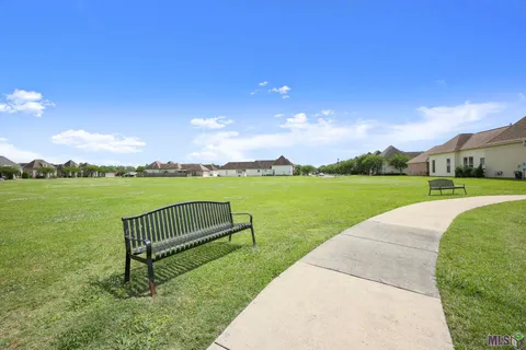 $330,000 | 13980 Emmy Way Drive, Baton Rouge, LA 70810