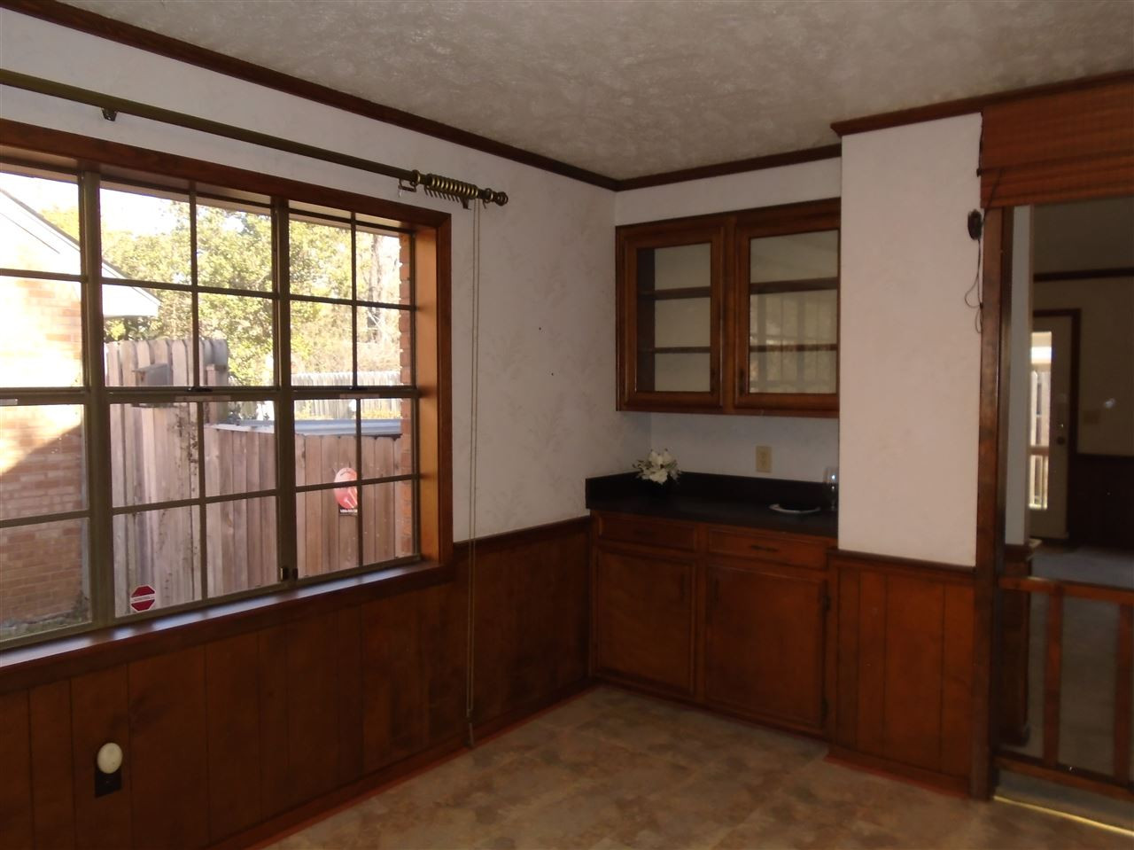 812 Colonial Circle Jackson, MS 39211 - Photo 12 of 37 Photo 12