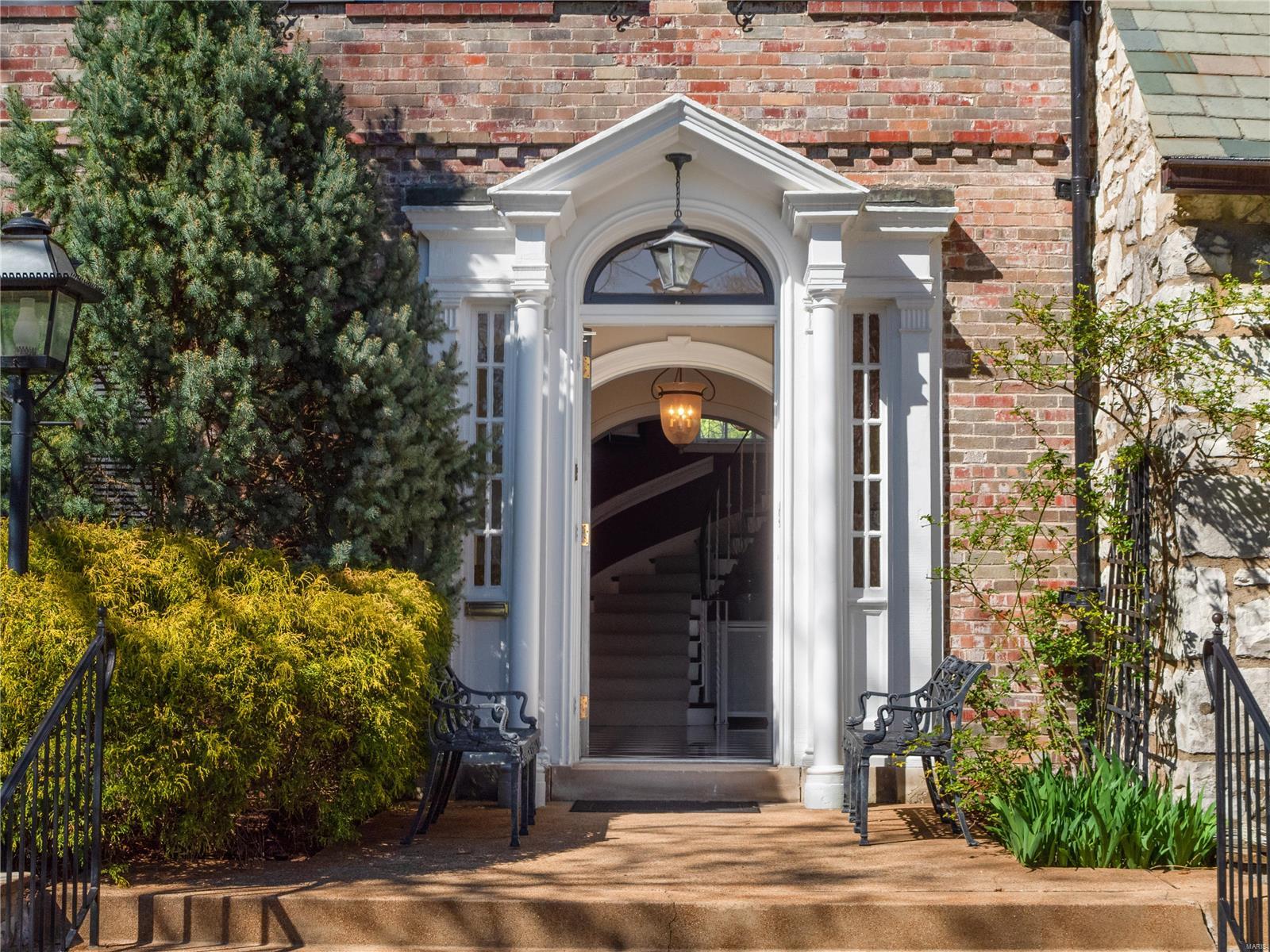 10 Carrswold Drive Clayton, MO 63105 - Photo 3 of 53