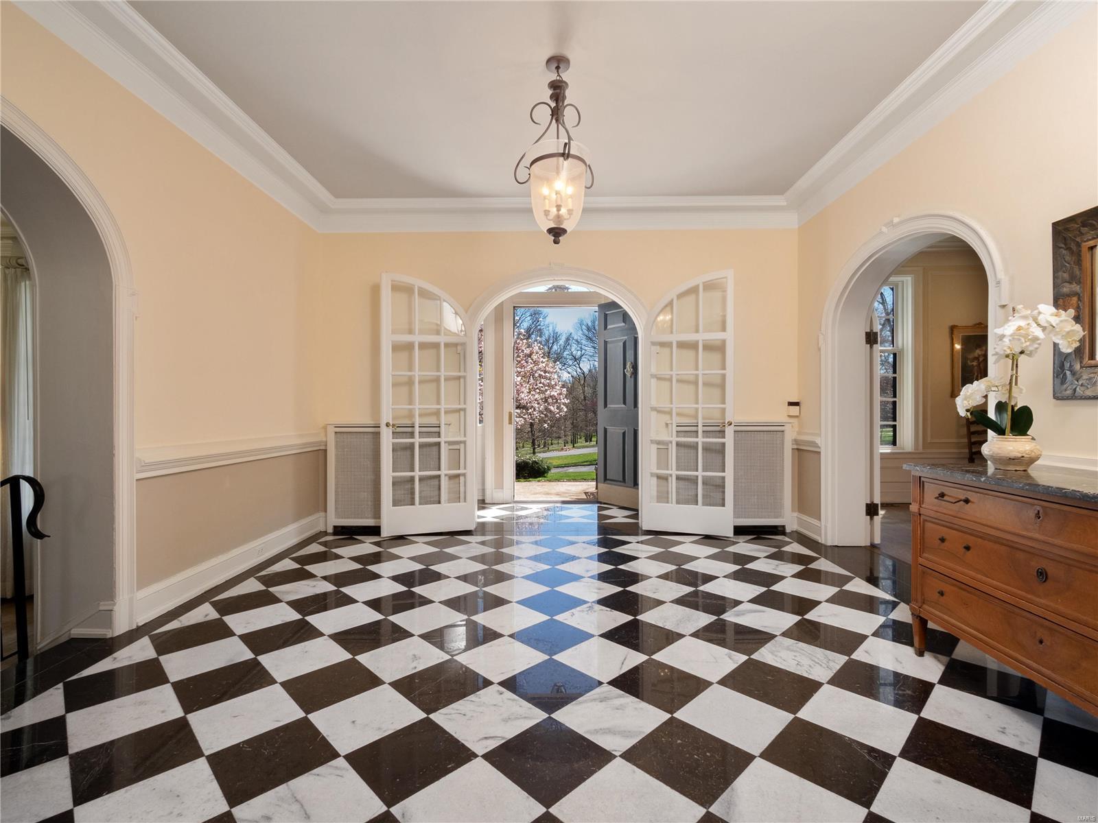 10 Carrswold Drive Clayton, MO 63105 - Photo 5 of 53