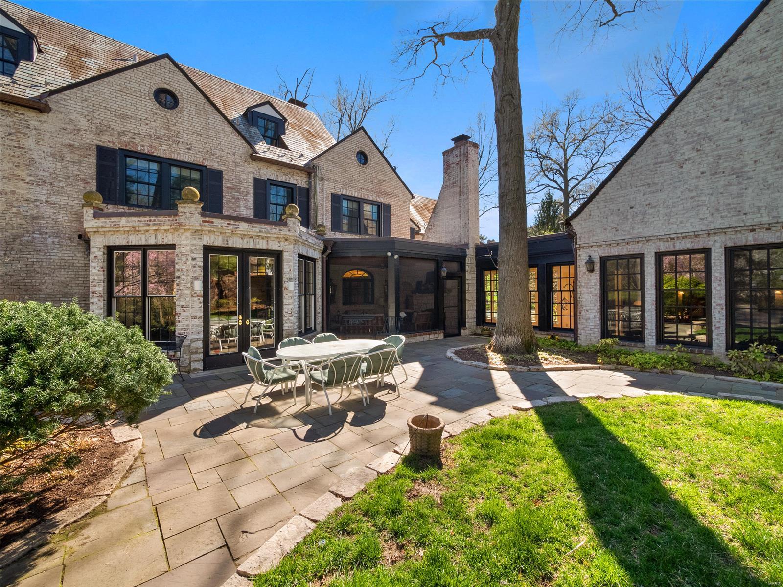 10 Carrswold Drive Clayton, MO 63105 - Photo 41 of 53