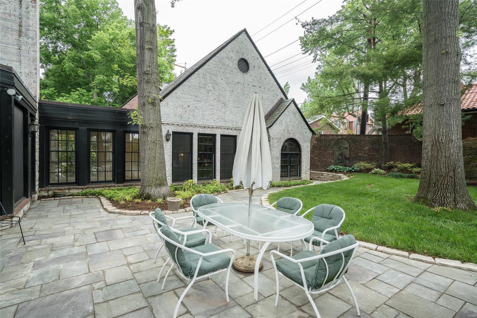 10 Carrswold Drive Clayton, MO 63105 - Photo 44 of 53