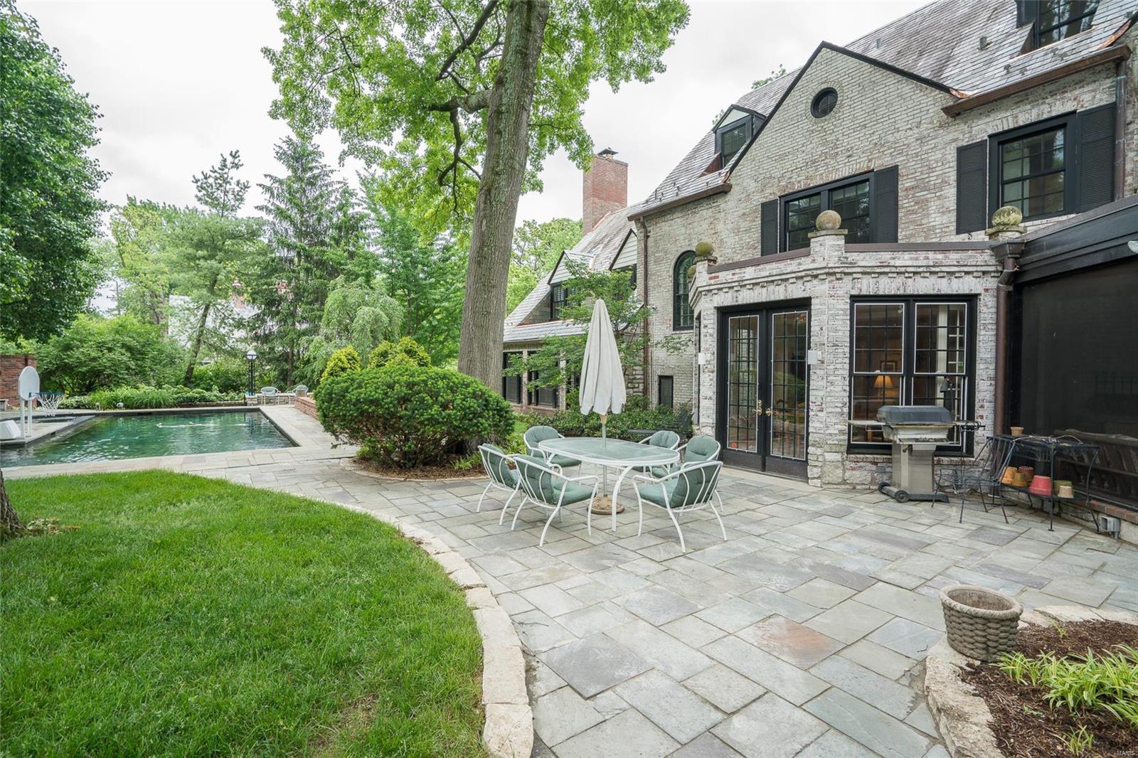 10 Carrswold Drive Clayton, MO 63105 - Photo 46 of 53