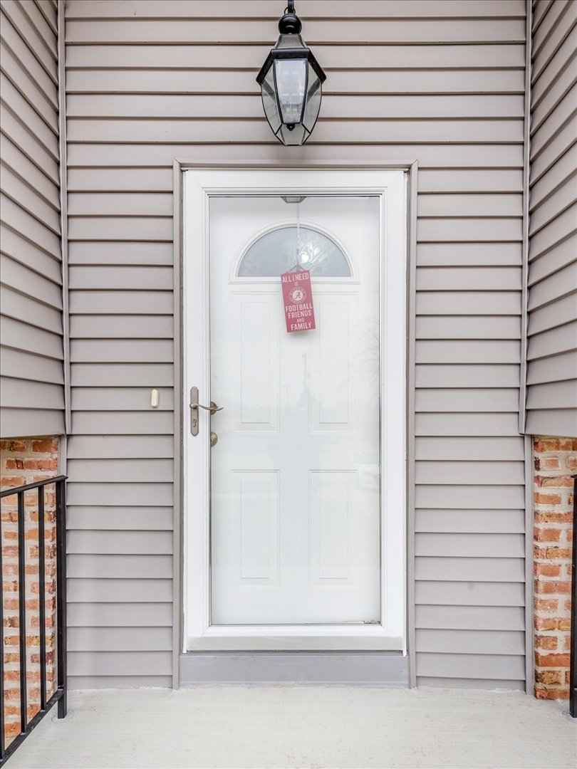 313 Springinsguth Road Schaumburg, IL 60193 - Photo 2 of 39 a view of a door and a window