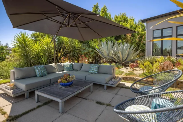 $2,195,000 | 3929 Rincon Ridge Drive, Santa Rosa, CA 95404