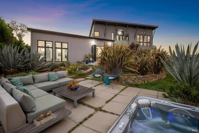 $2,195,000 | 3929 Rincon Ridge Drive, Santa Rosa, CA 95404