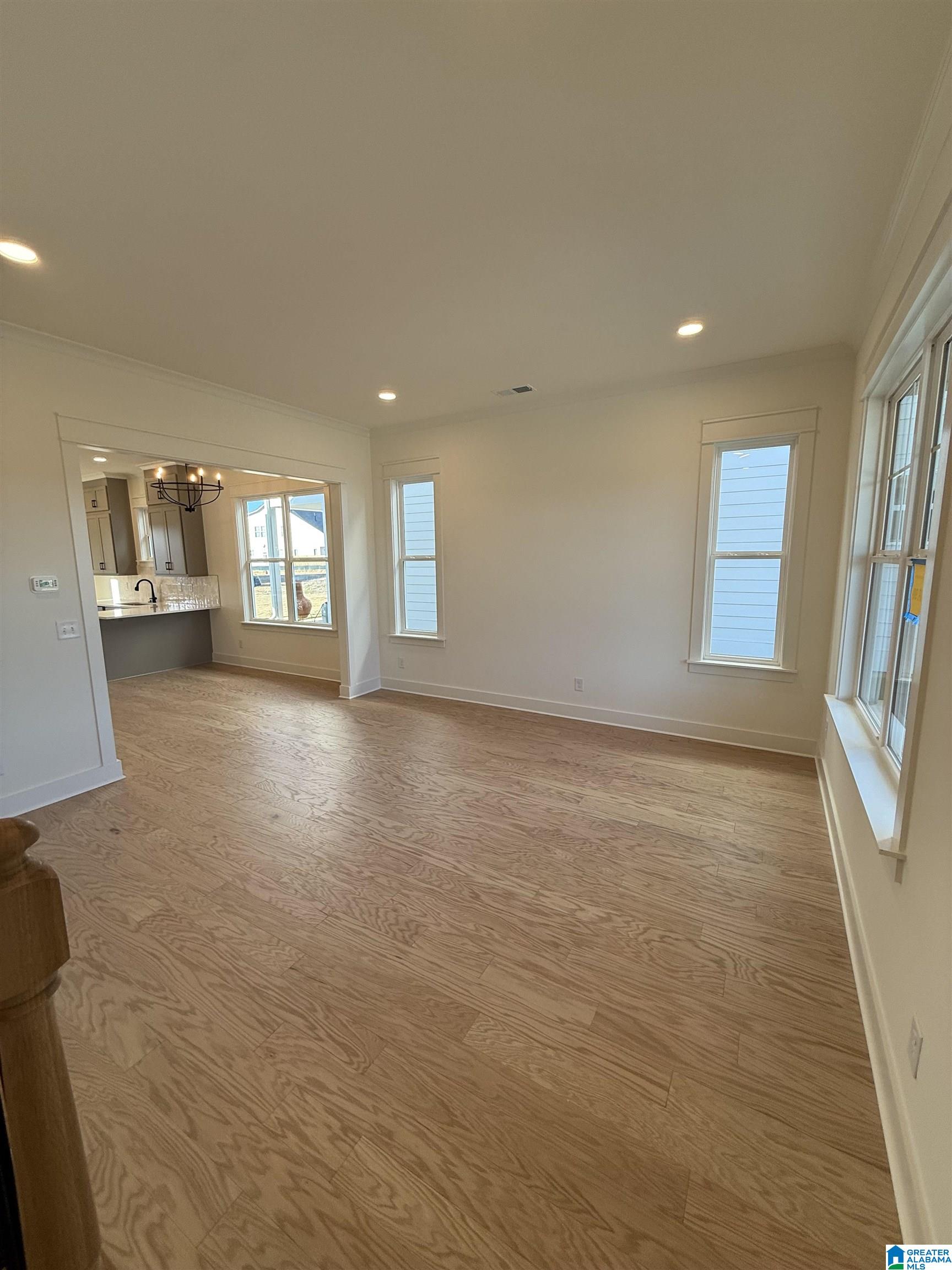 356 Huntley Rdg Bend Pelham, AL 35124 - Photo 2 of 28