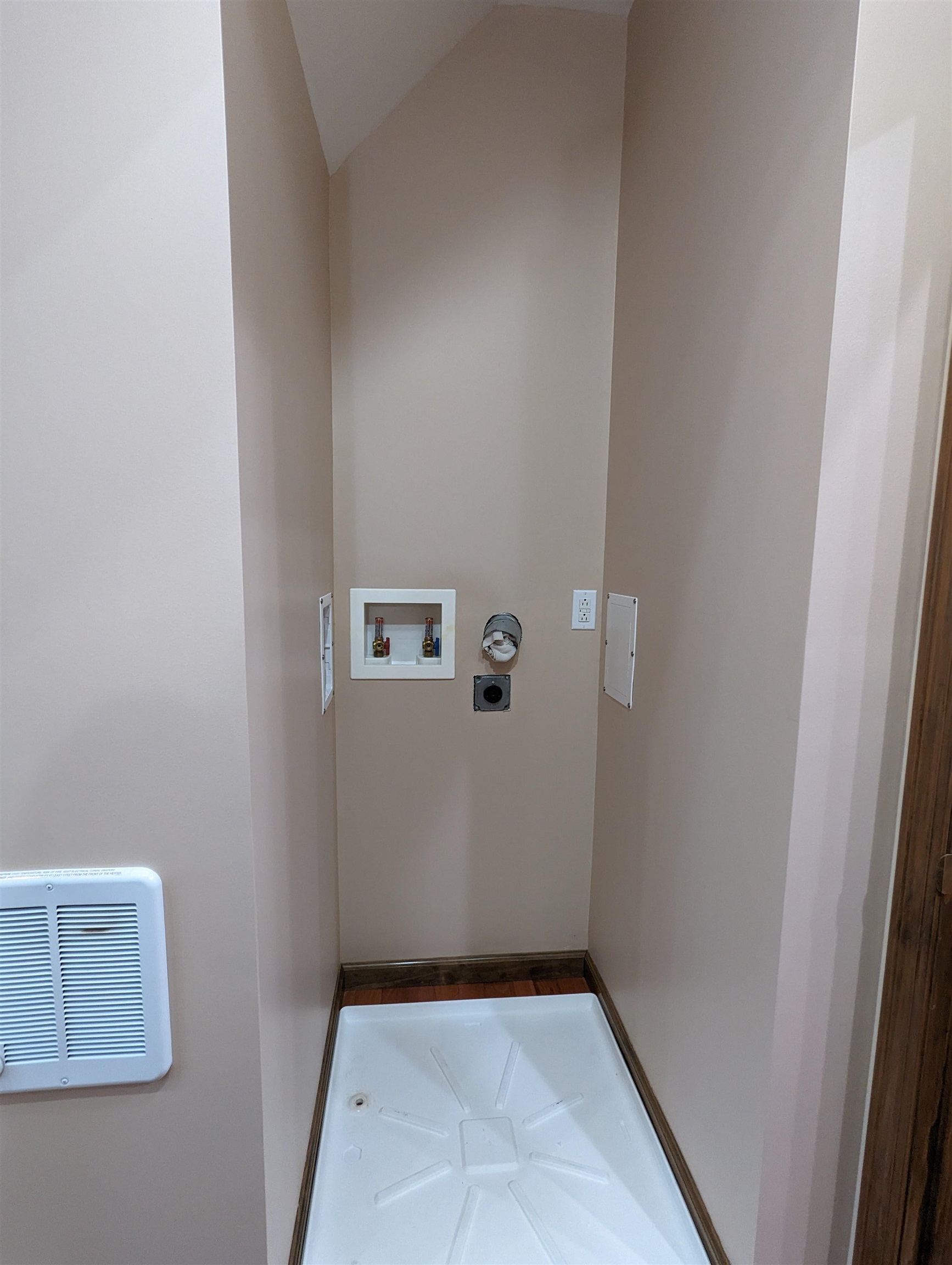 216 County Road, Unit B Bedford, NH 03110 - Photo 7 of 11