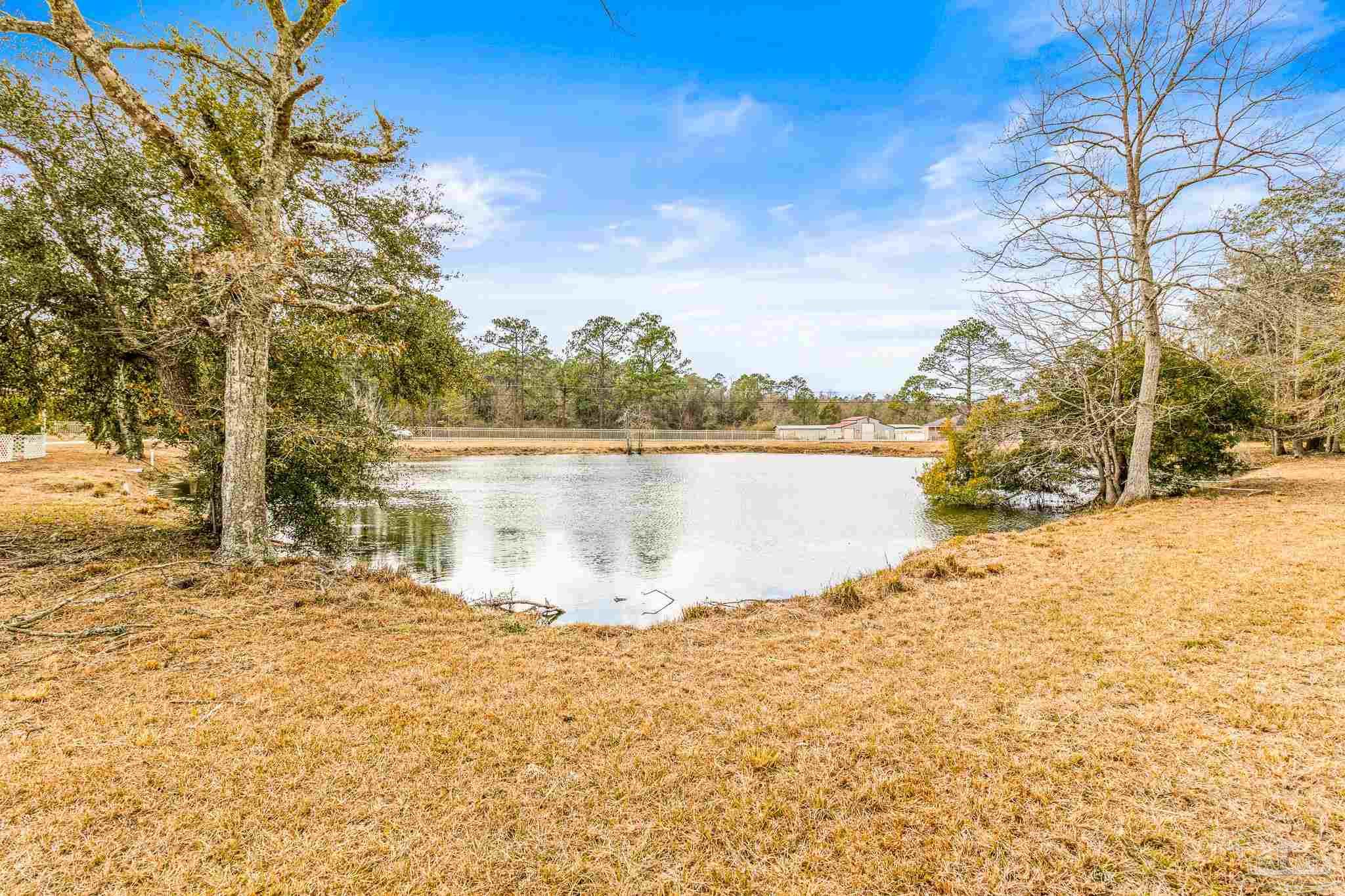 272 San Carlos Road Cantonment, FL 32533 - Photo 11 of 49
