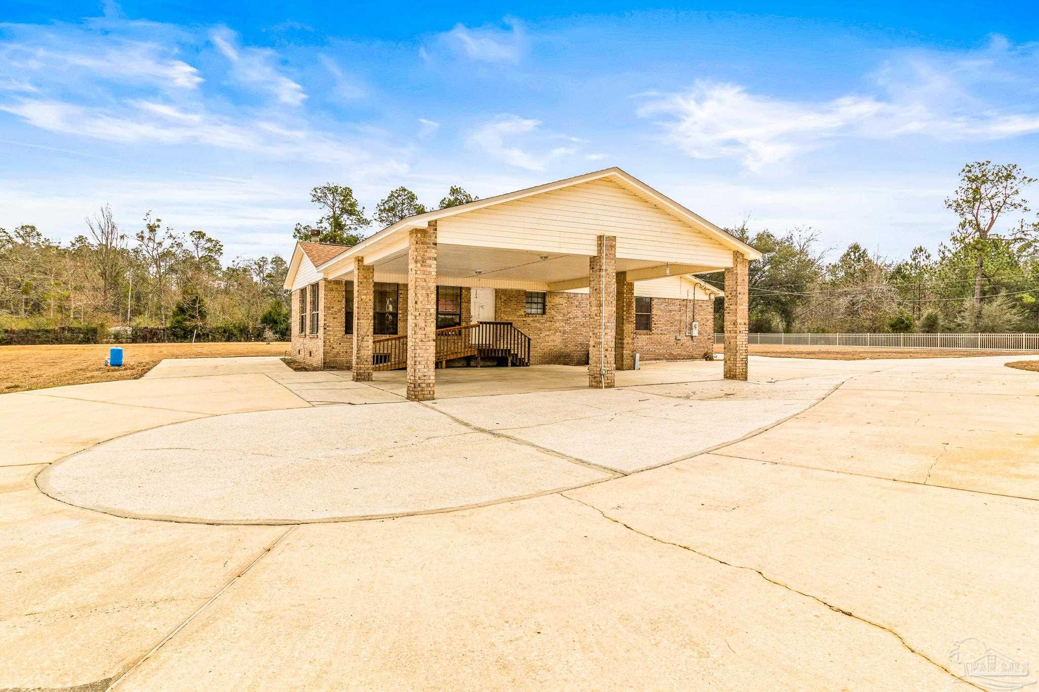 272 San Carlos Road Cantonment, FL 32533 - Photo 12 of 49